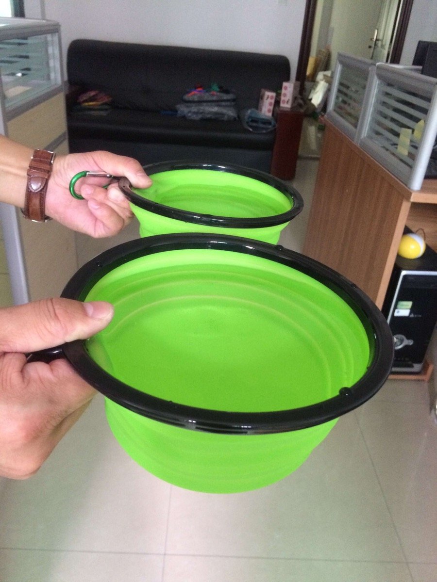 2 Pak XL 34oz Collapsible Travel Bowls for Larger Pets