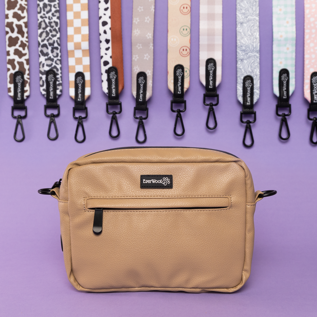 Pet Parent Organizer Bag with Poop Bag Dispenser, 9"x7"x2"