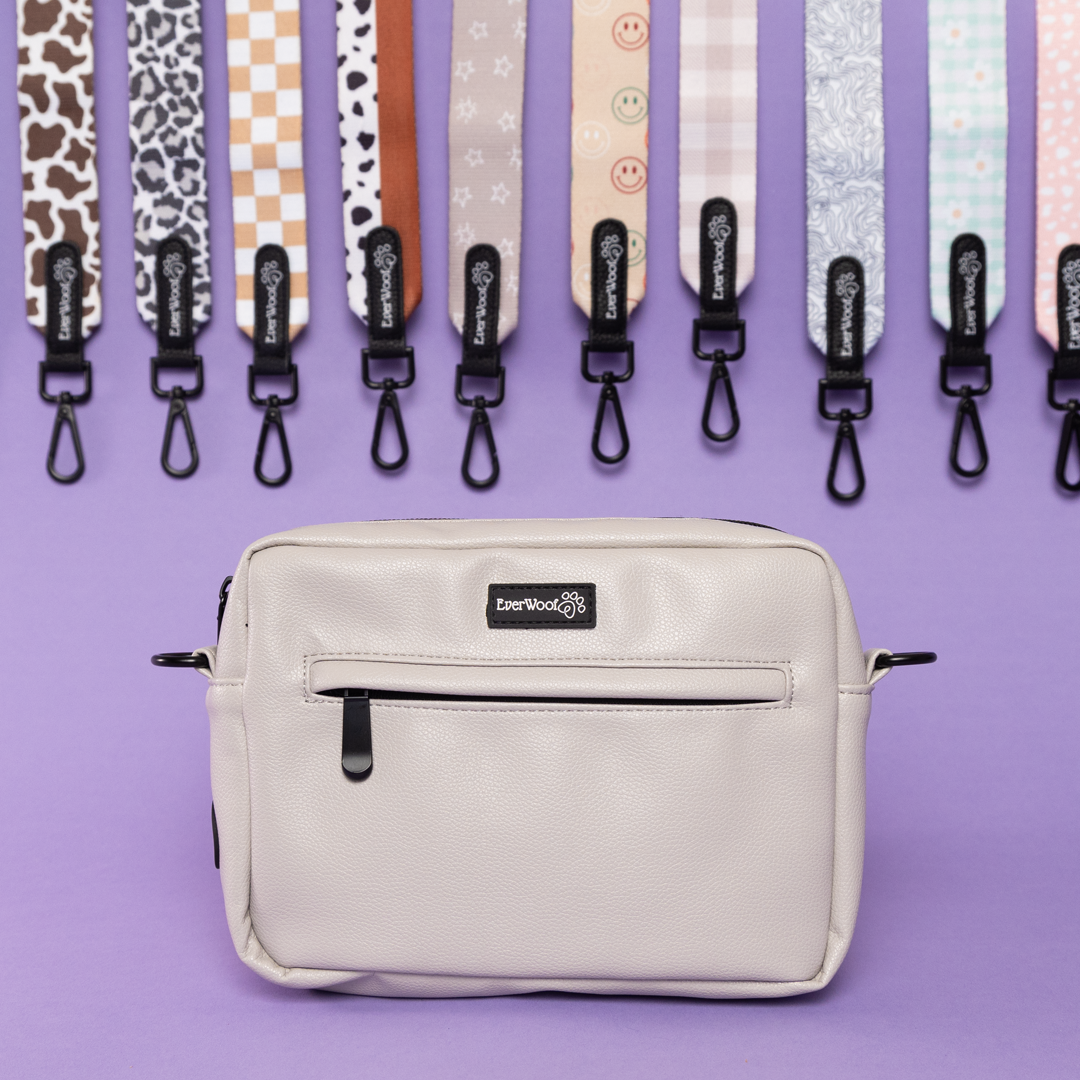 Pet Parent Organizer Bag with Poop Bag Dispenser, 9"x7"x2"