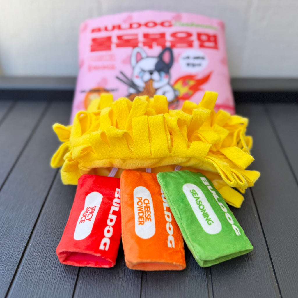 Blushiez Bulldog Ramen Interactive Dog Toy Set