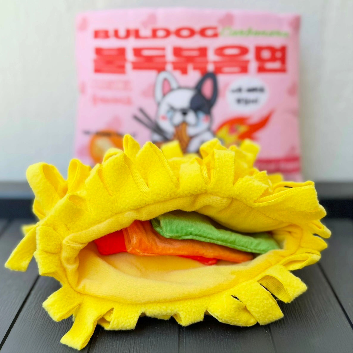 Blushiez Bulldog Ramen Interactive Dog Toy Set