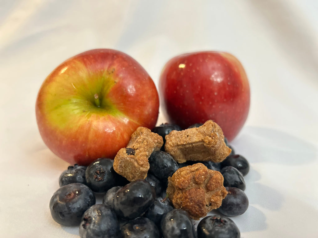Lucy Loo Apple & Blueberry Dog Treats, All-Natural Ingredients