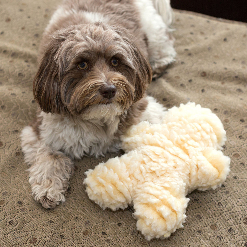 HuggleFleece Plush Dog Toy – Soft Synthetic Lambswool, 12"