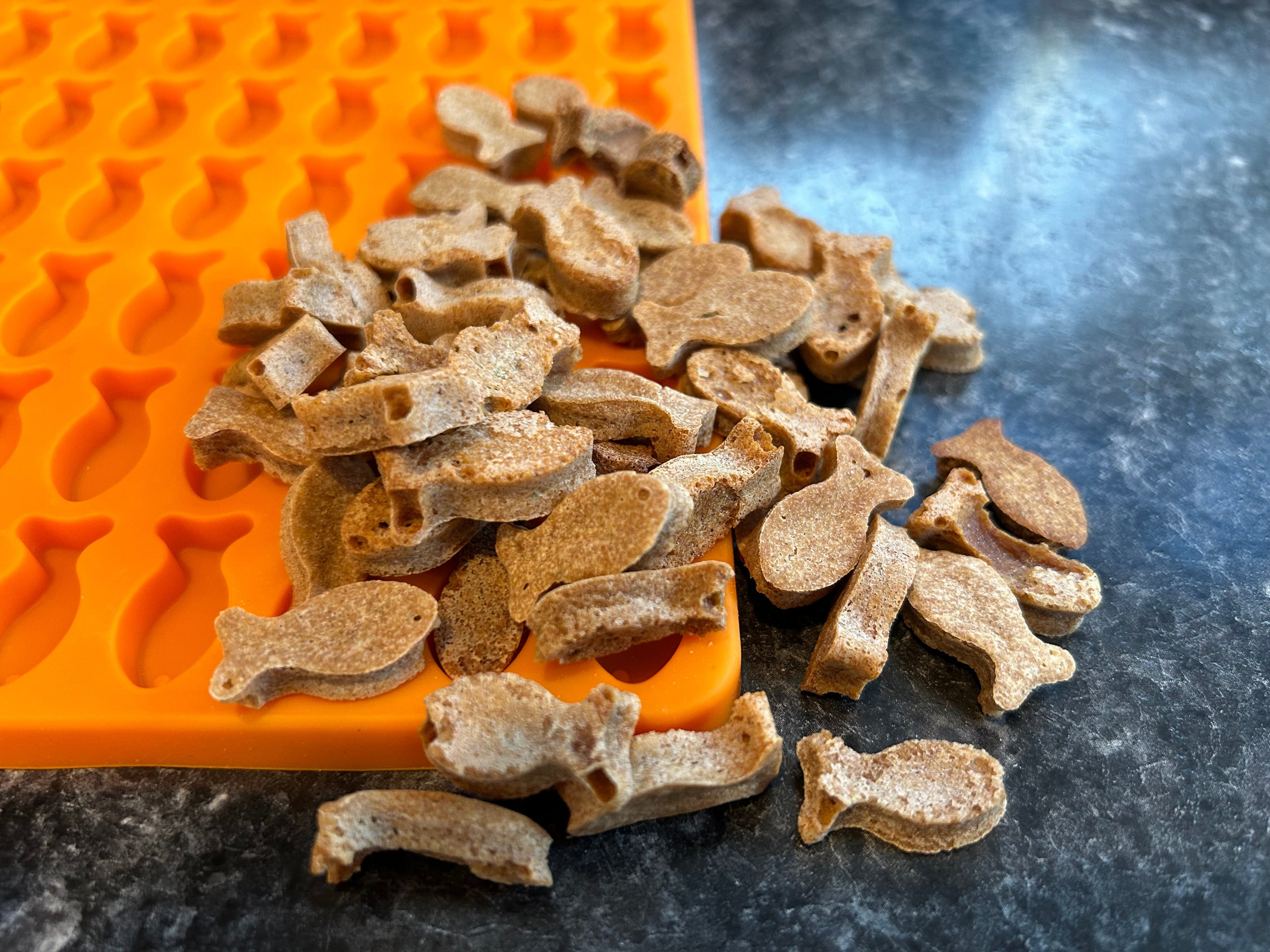 Lucy Loo Salmon Cat Treats – All-Natural, Homemade Recipe