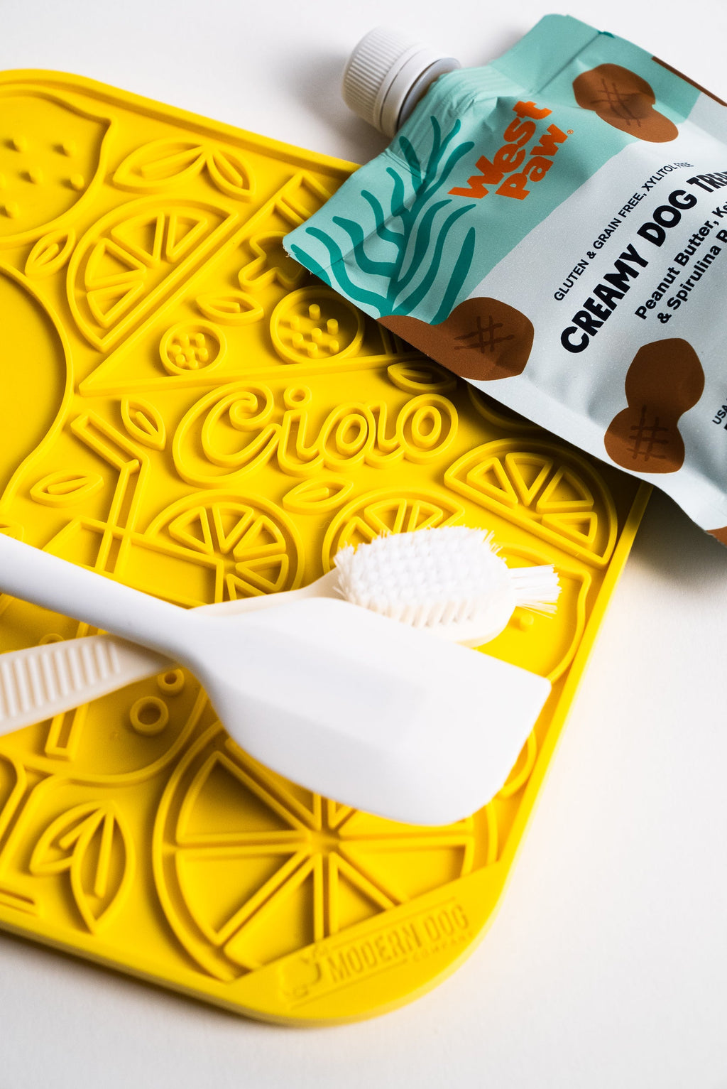Limoncello Lick Mat for Dogs and Cats – Food-Grade Silicone