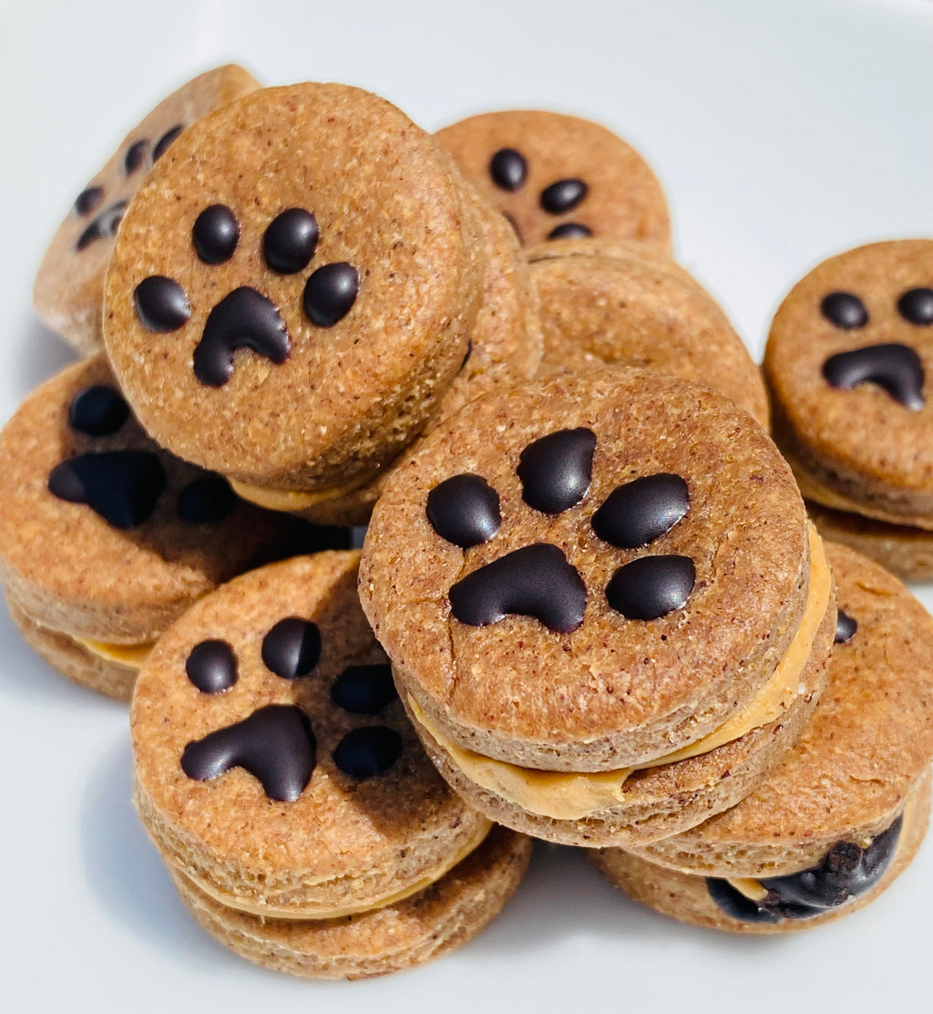 Crunchy All-Natural Dog Treats, Small Batch Baked