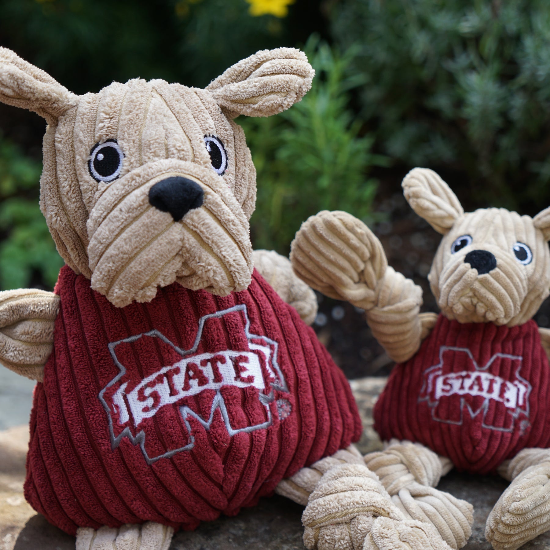 Mississippi State Bully Bulldog Knottie Plush Dog Toy