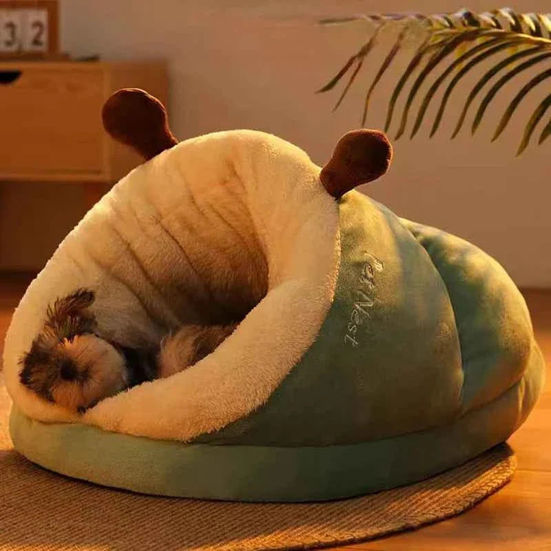 Cute Slippers Shaped Dog Bed (Up to 23.6 in) - Warm Breathable Small Dog Kennel