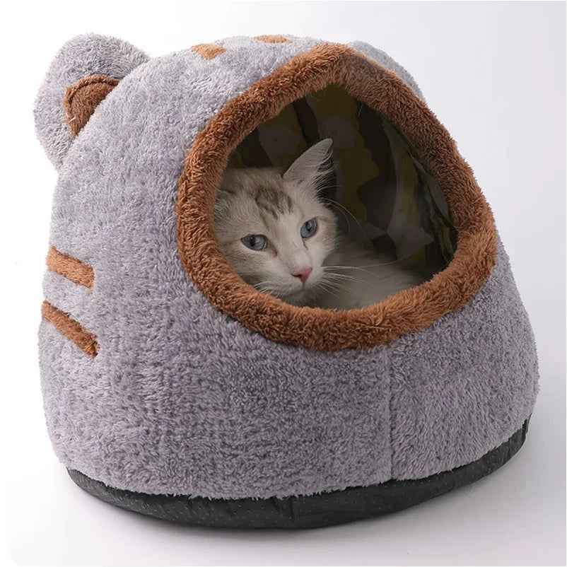 Winter Deep Sleep Bear Cave Cat Bed, Plush Enclosed Nest