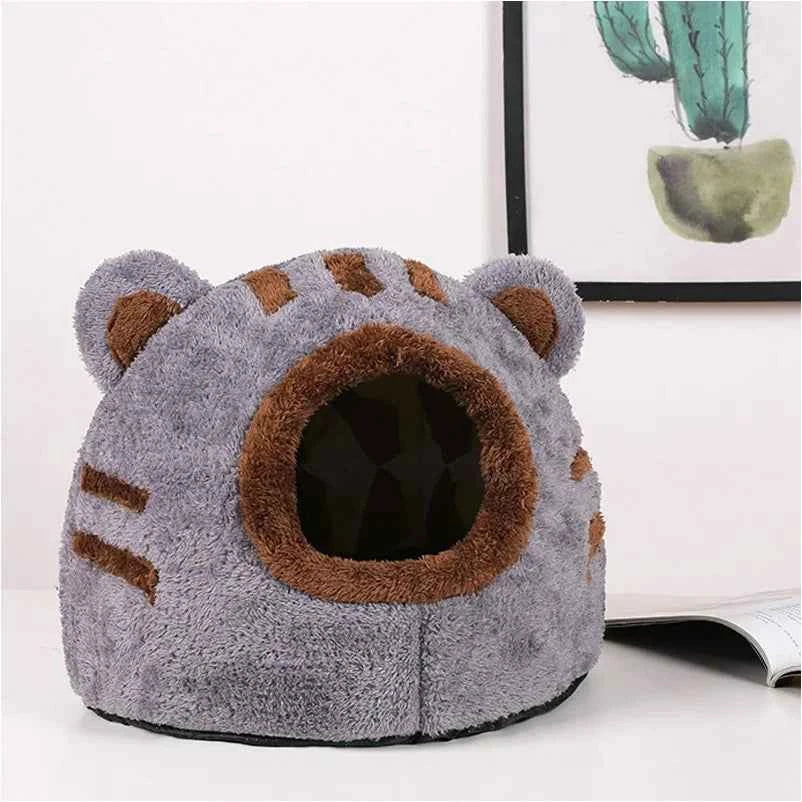 Winter Deep Sleep Bear Cave Cat Bed, Plush Enclosed Nest