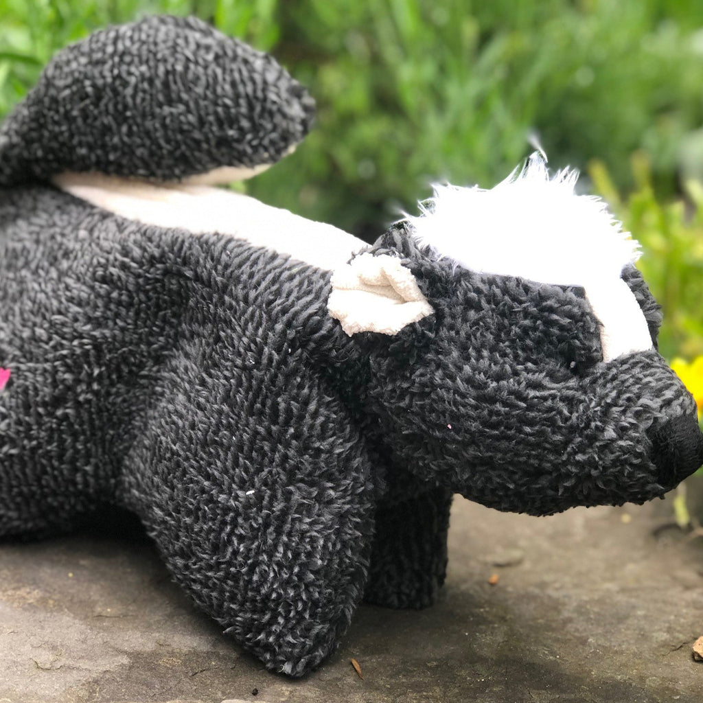 Squooshie Skunk Plush Dog Toy with Tuffut Technology, 14-Inch