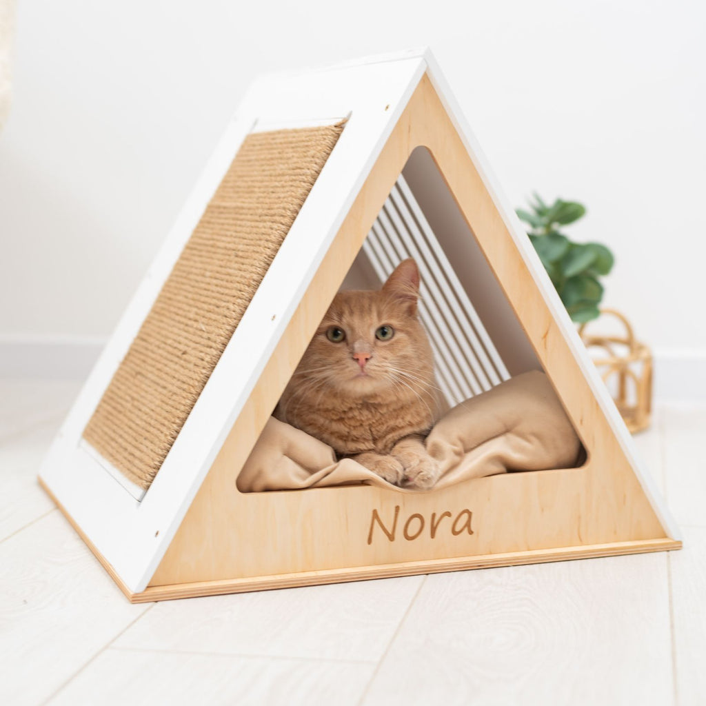 Wooden Cat House in White – Modern Indoor Pet Shelter