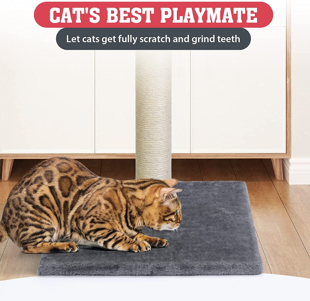 31" Cat Scratching Post with Plush Base and Natural Sisal