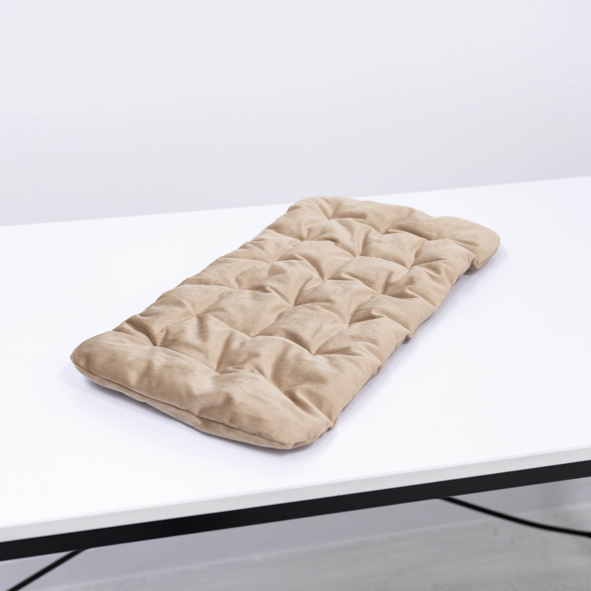 Enjoy The Wood Cat Sleeping Pillow – Cozy Rest Spot for Cats