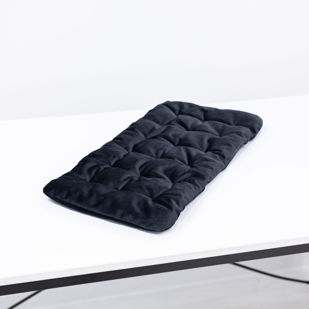 Enjoy The Wood Cat Sleeping Pillow – Cozy Rest Spot for Cats