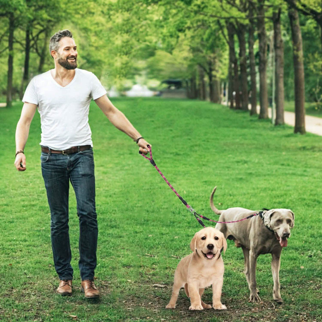 Double Dog Leash No-Tangle Swivel Coupler with Padded Handle