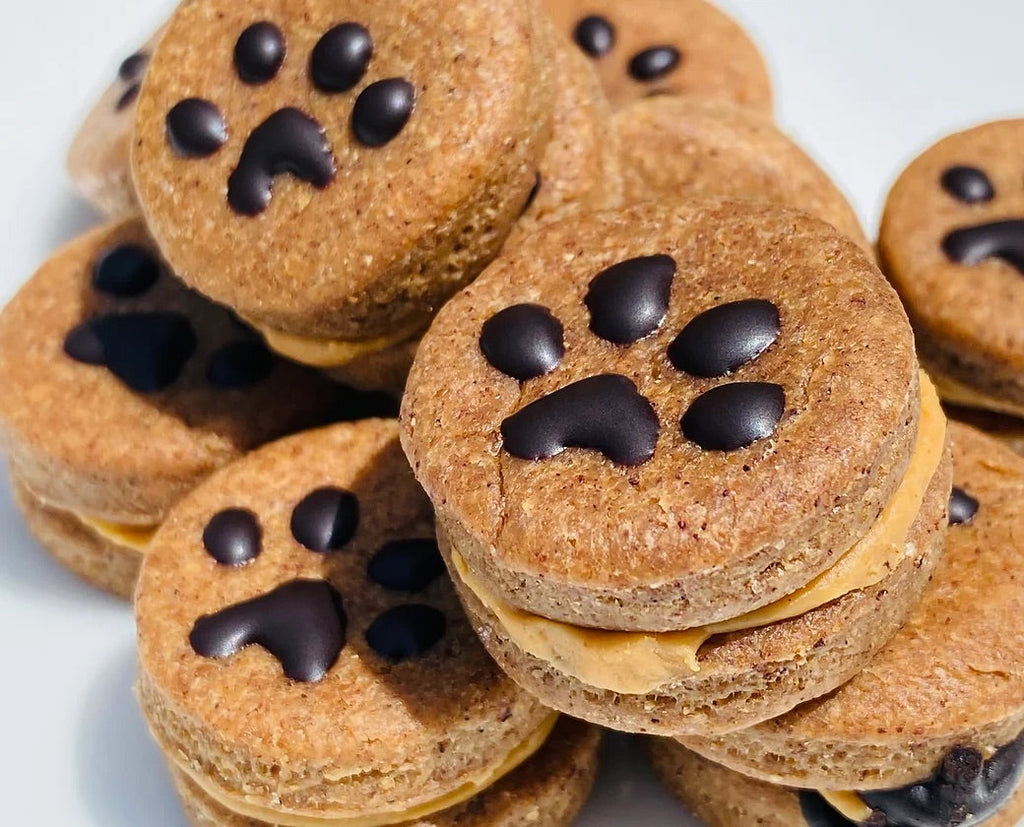 Crunchy All-Natural Dog Treats, Small Batch Baked