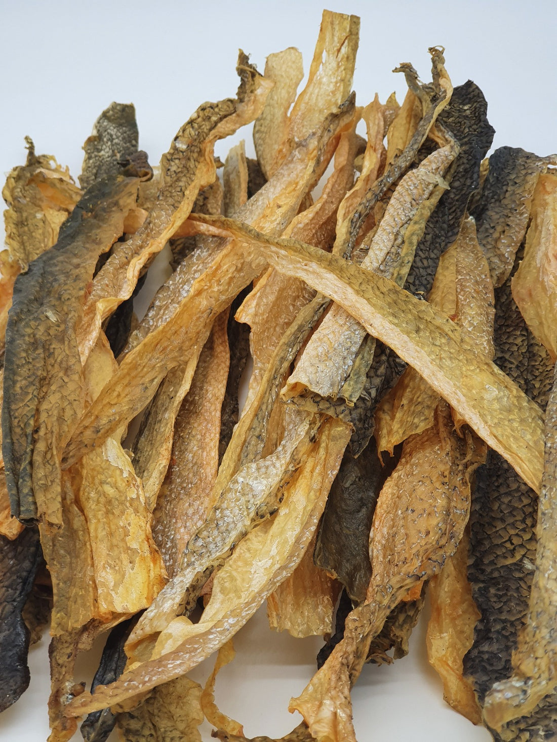 Salmon Skin Dog Chews – Single Ingredient, Omega-3 Rich