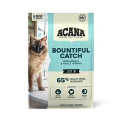 Protein-Rich Cat Food with Raw Salmon & Whole Herring