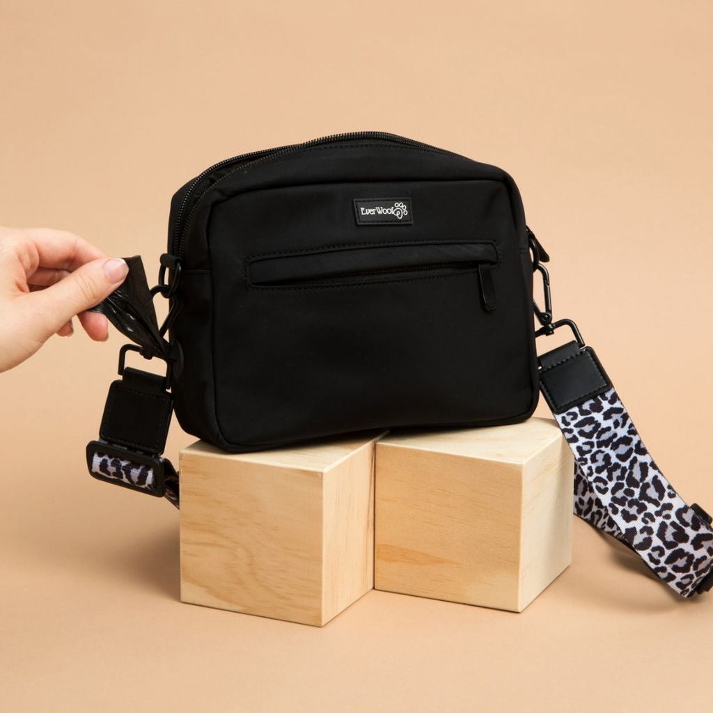 Pet Parent Organizer Bag with Poop Bag Dispenser, 9"x7"x2"