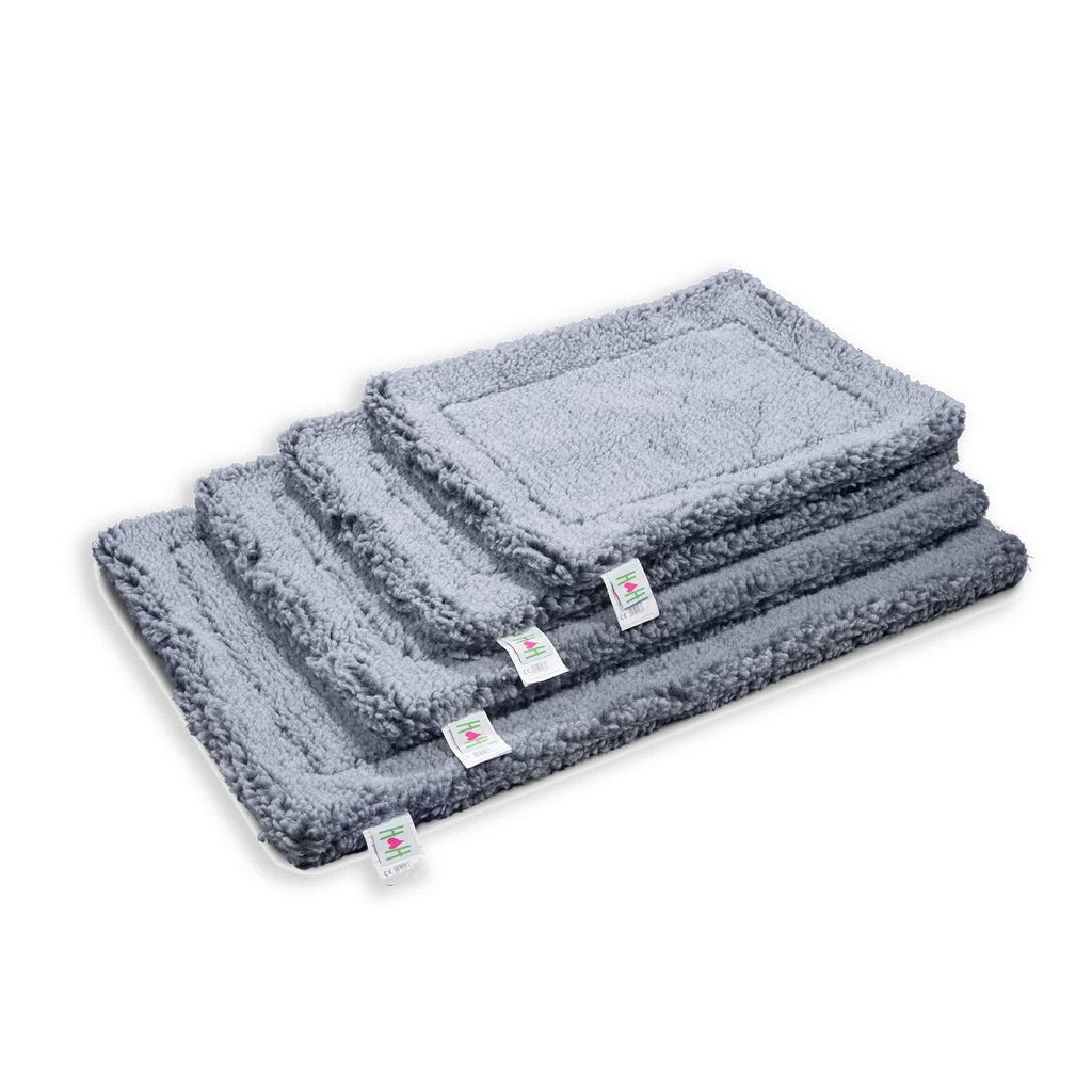 HuggleFleece Mat Stuffing-Free Orthopedic Pet Bed