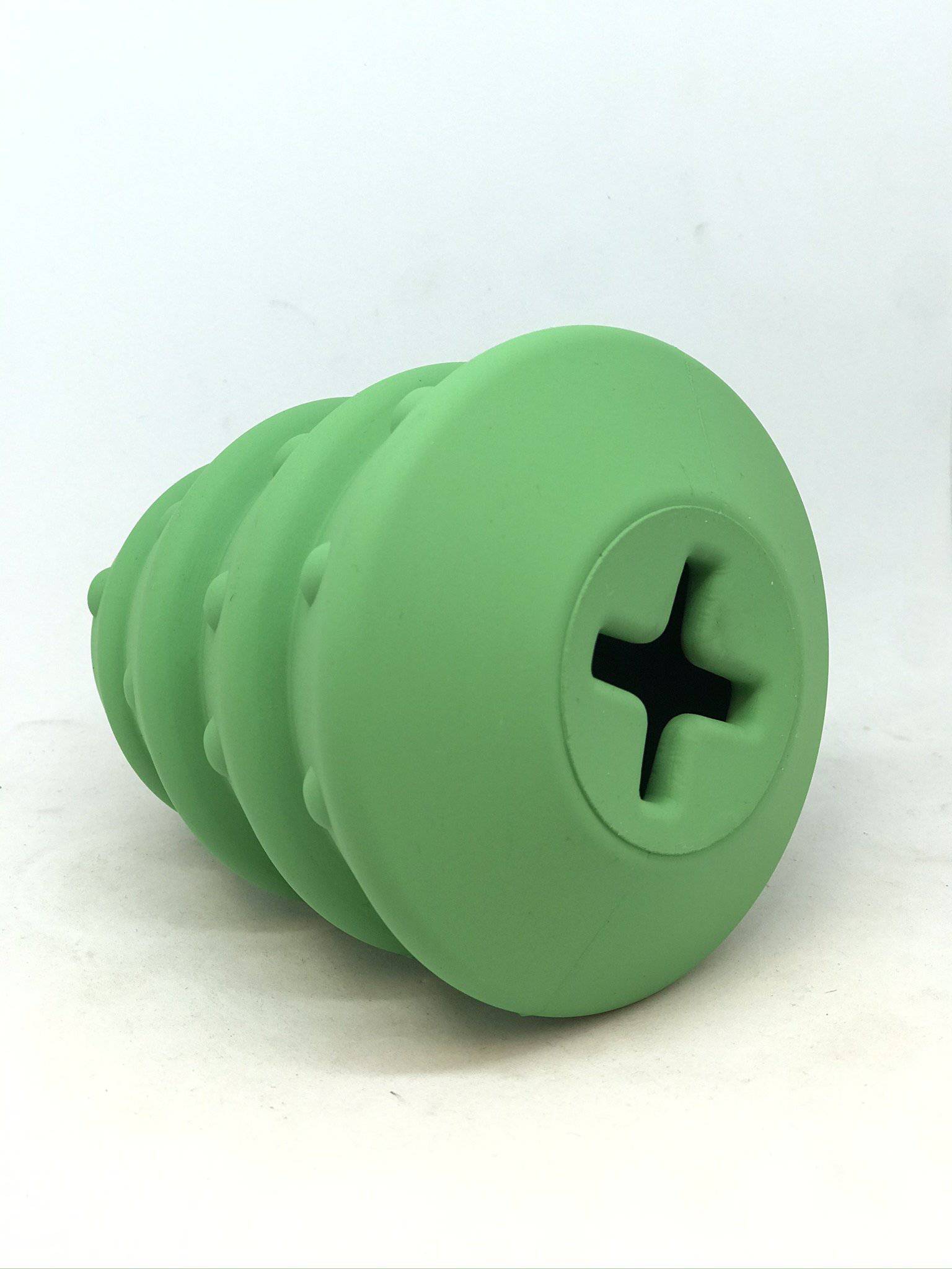 Christmas Tree Treat Dispenser for Large Dogs – Natural Rubber, Green